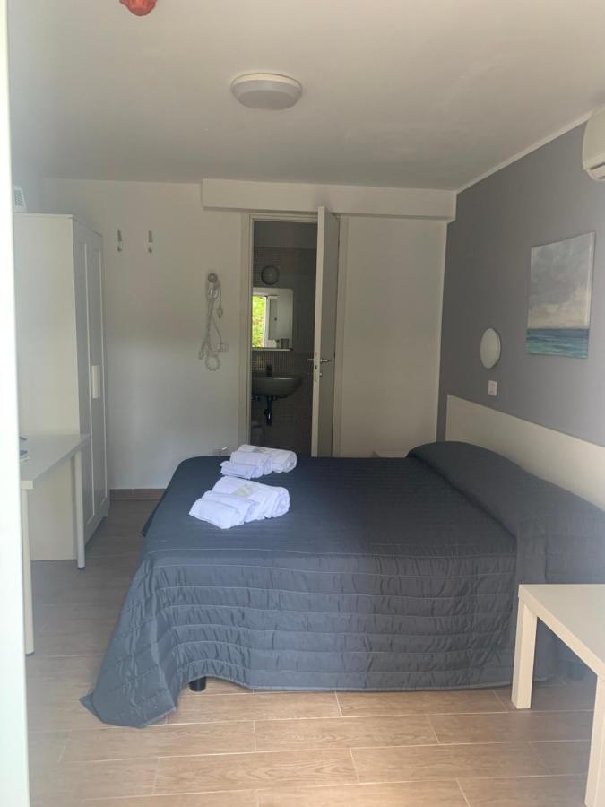 מילאנו מריטימה Hotel Augustus מראה חיצוני תמונה