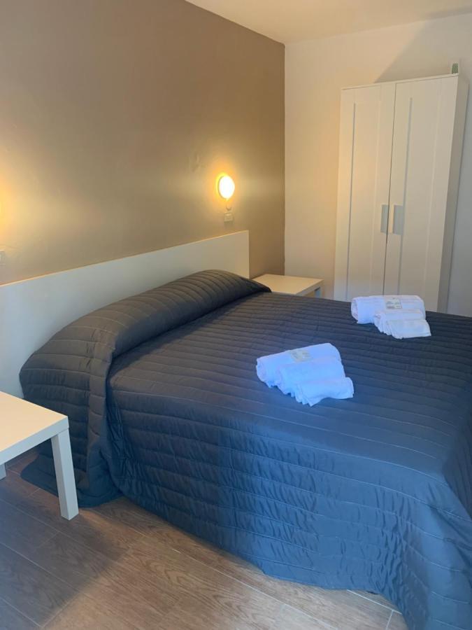 מילאנו מריטימה Hotel Augustus מראה חיצוני תמונה