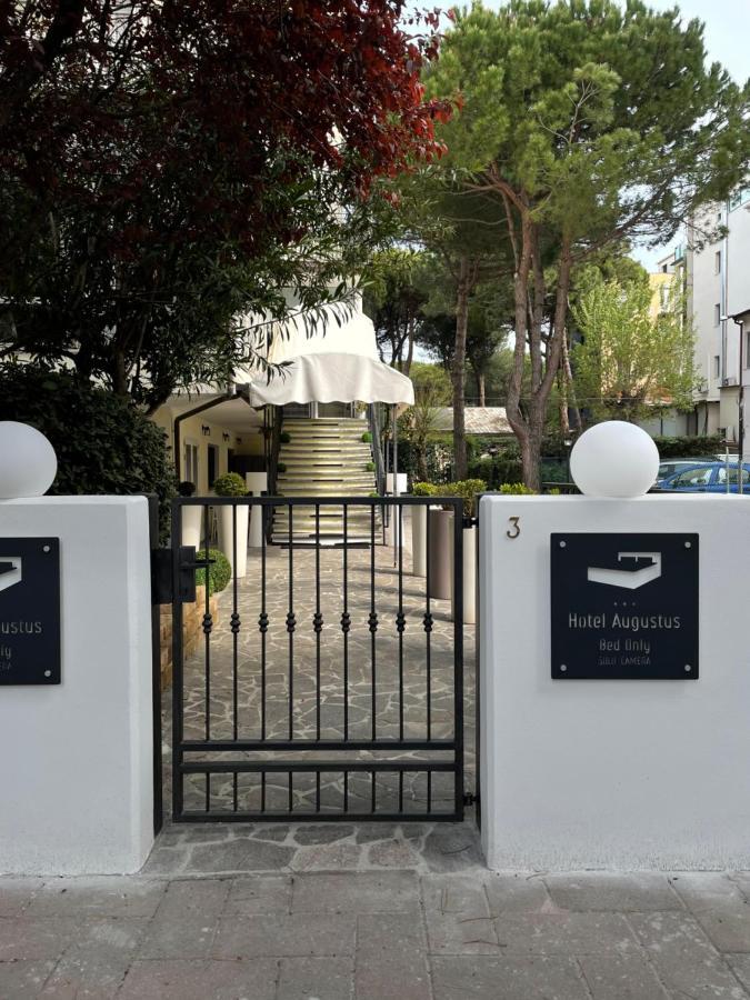 מילאנו מריטימה Hotel Augustus מראה חיצוני תמונה