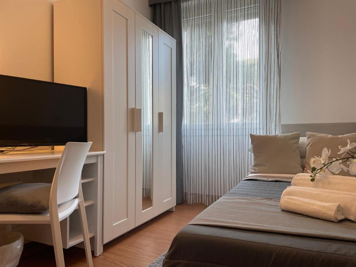 מילאנו מריטימה Hotel Augustus מראה חיצוני תמונה