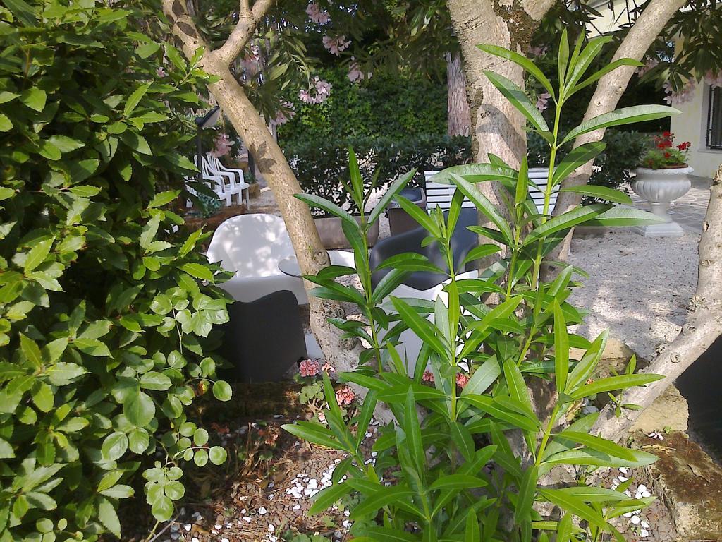 מילאנו מריטימה Hotel Augustus מראה חיצוני תמונה