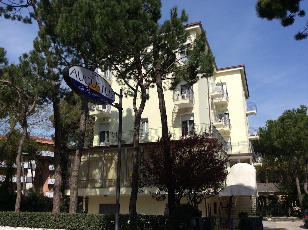 מילאנו מריטימה Hotel Augustus מראה חיצוני תמונה