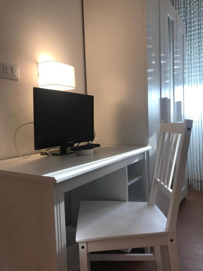 מילאנו מריטימה Hotel Augustus מראה חיצוני תמונה