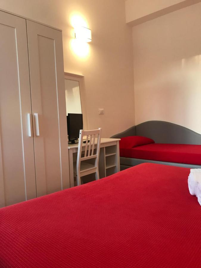 מילאנו מריטימה Hotel Augustus מראה חיצוני תמונה